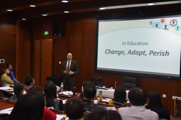 外籍专家 Alfred Harrison发言